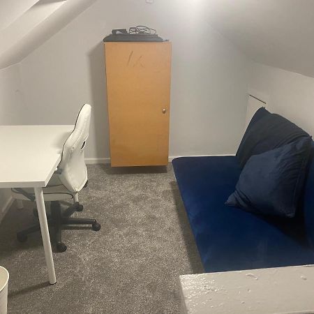 Convenient Room Μπέλφαστ Εξωτερικό φωτογραφία